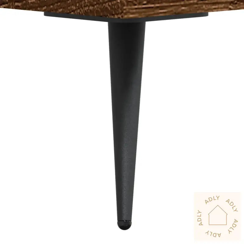 Highboard Brun Eik 69,5X34X180 Cm Konstruert Tre
