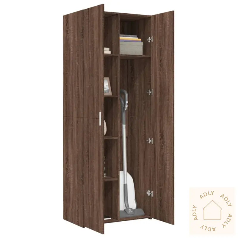 Highboard Brun Eik 70X42,5X185 Cm Konstruert Tre