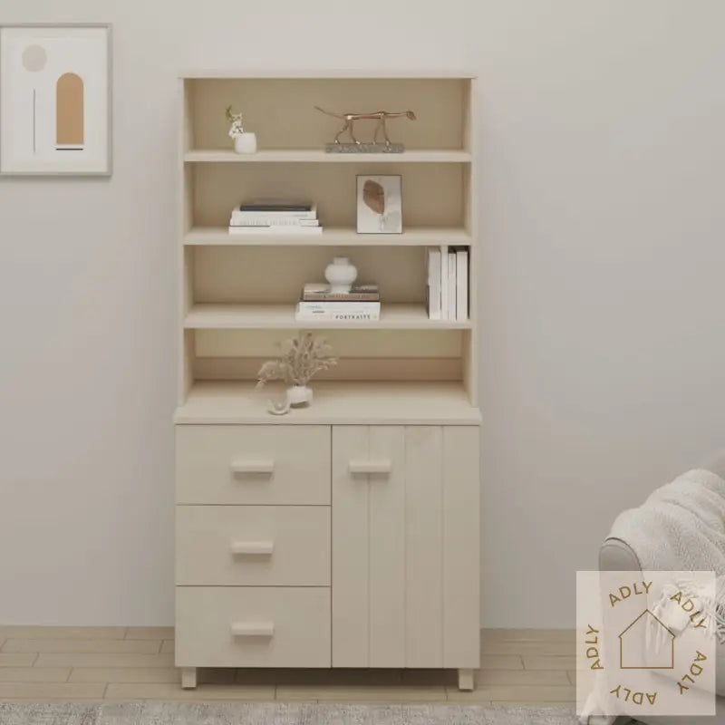 Highboard Hamar Heltre Furu Honningbrun
