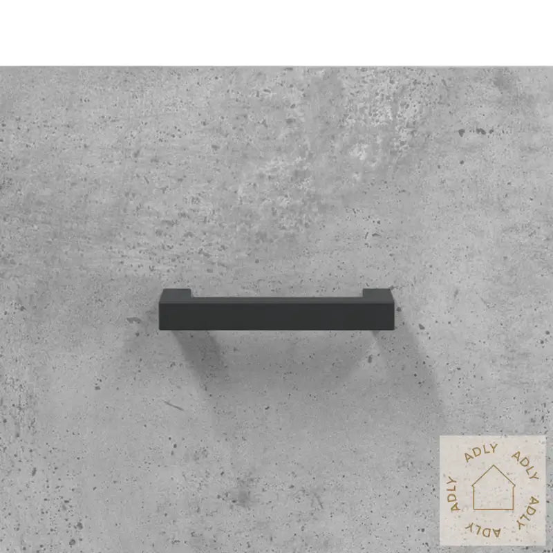 Highboard Betonggrå 69,5X34X180 Cm Konstruert Tre