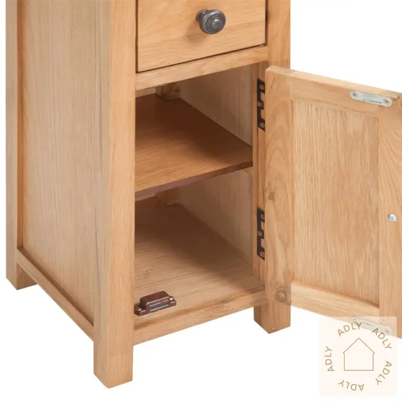 Hjørneskap 26X26X94 Cm Heltre Eik