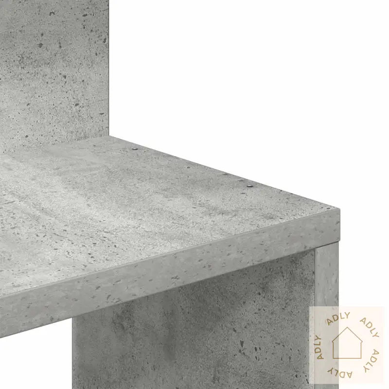 Veggmontert Hjørnehylle Betonggrå 32X32X127,5 Cm Konstruert Tre