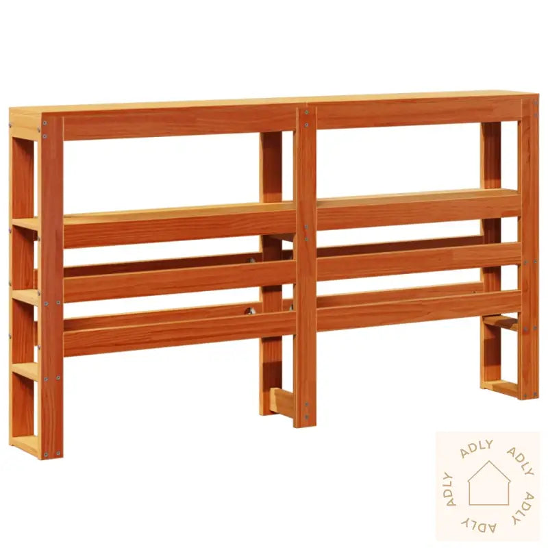 Hodegavl Med Hyller Voksbrun 120 Cm Heltre Furu