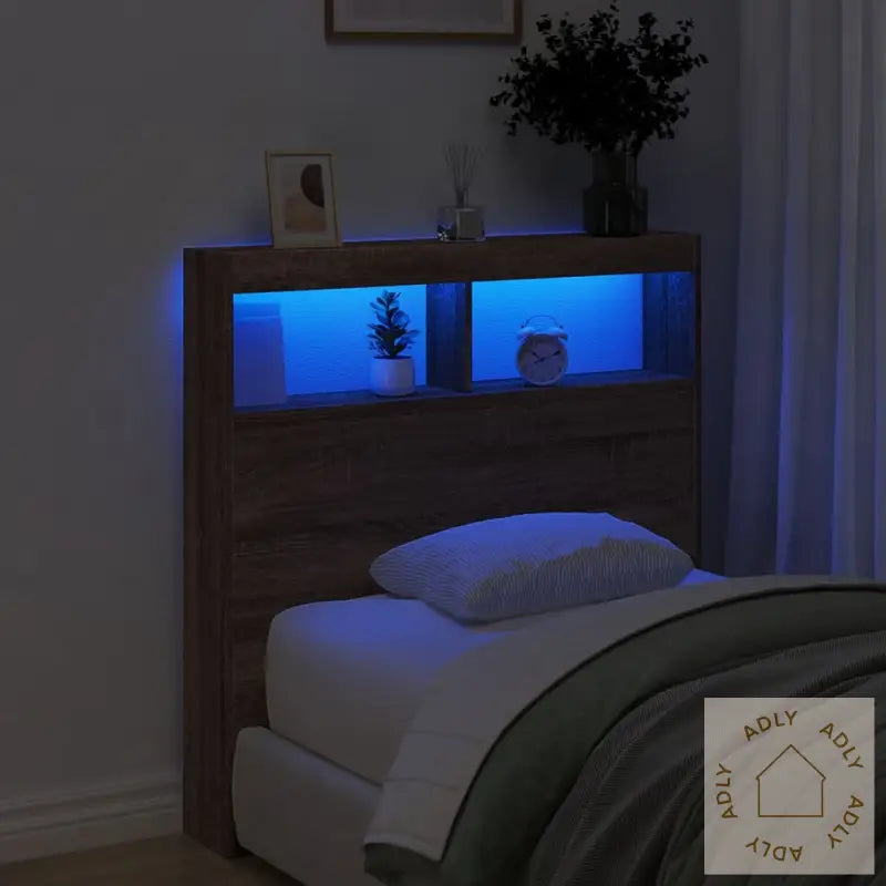 Hodegavl Skap Med Led Brun Eik 100X17X102 Cm