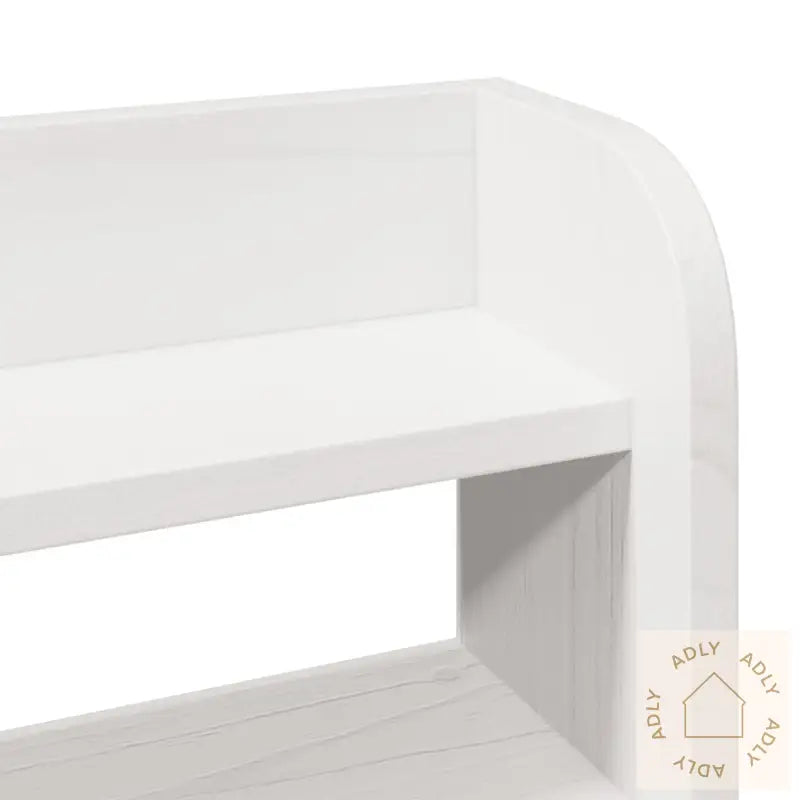 Hodegavl Med Hyller Hvit 135 Cm Heltre Furu