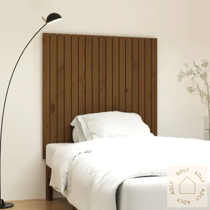 Veggmontert Hodegavl Honningbrun 108X3X110 Cm Heltre Furu