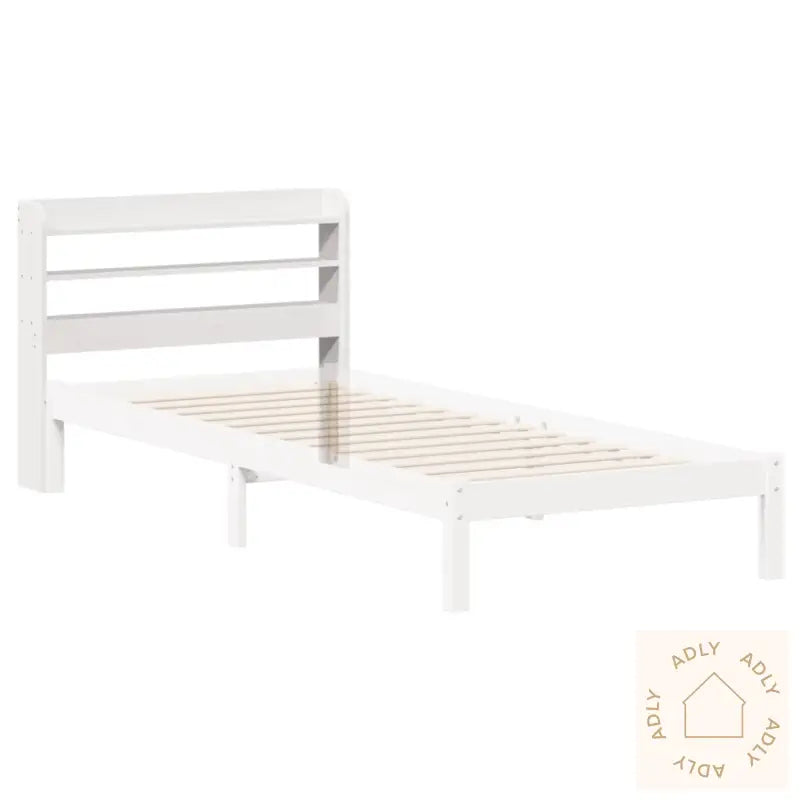 Hodegavl Med Hyller Hvit 90 Cm Heltre Furu