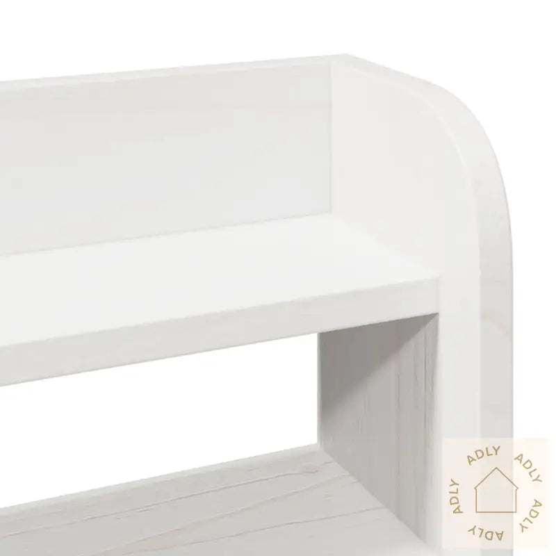 Hodegavl Med Hyller Hvit 140 Cm Heltre Furu