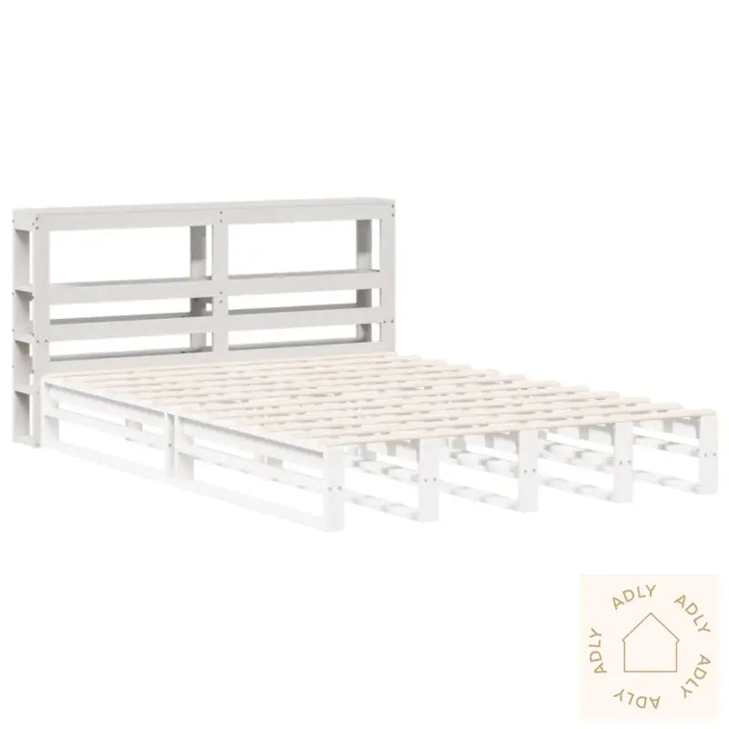 Hodegavl Med Hyller Hvit 135 Cm Heltre Furu