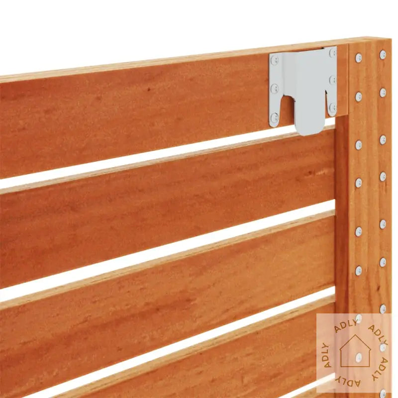 Veggmontert Hodegavl 166X3X63 Cm Heltre Furu