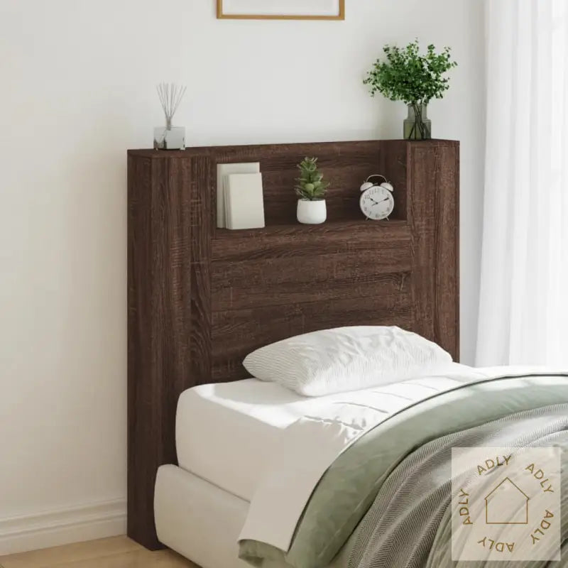 Hodegavl Skap Med Led Brun Eik 100X16,5X103,5 Cm
