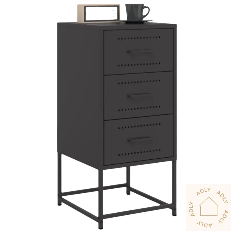 Dark grayt industrielt nattbord med tre skuffer, robust og moderne soveromsdesign