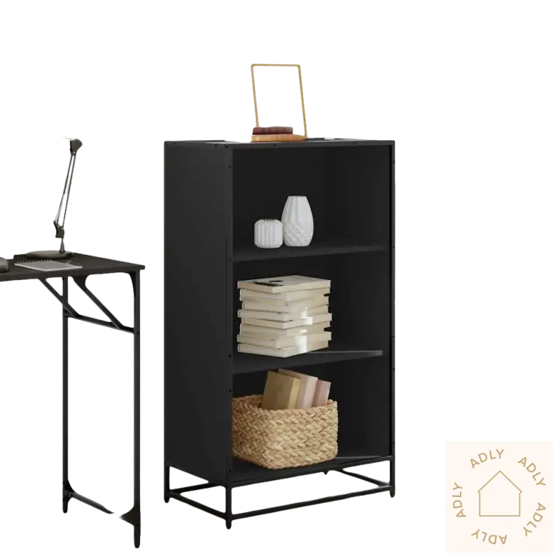 Black tre-shelf bokhylle som passer perfekt til dekorative gjenstander, klassisk design