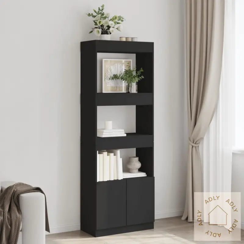 Highboard Svart 63X33X180 Cm Konstruert Tre