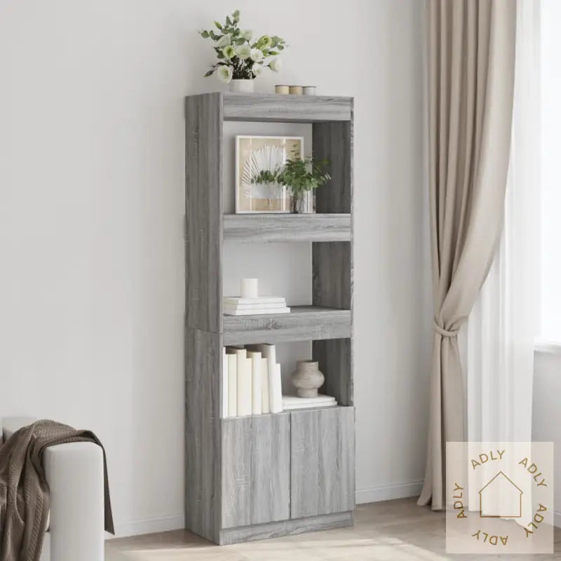 Highboard Grå Sonoma 63X33X180 Cm Konstruert Tre