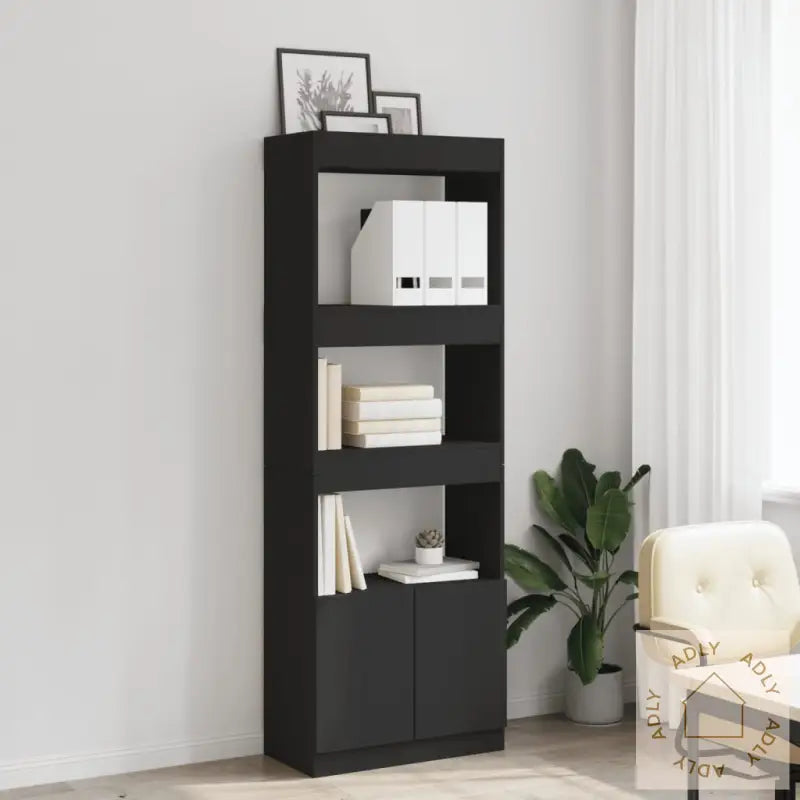 Highboard Svart 63X33X180 Cm Konstruert Tre