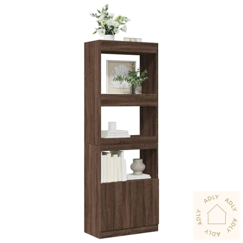 Highboard Brun Eik 63X33X180 Cm Konstruert Tre