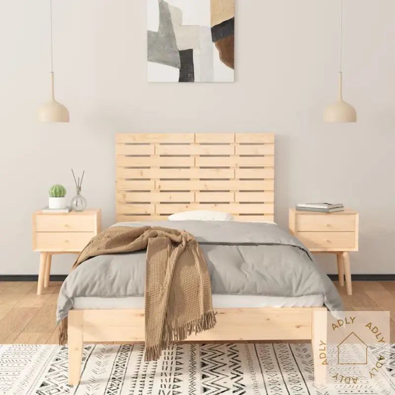 Veggmontert Hodegavl 81X3X63 Cm Heltre Furu