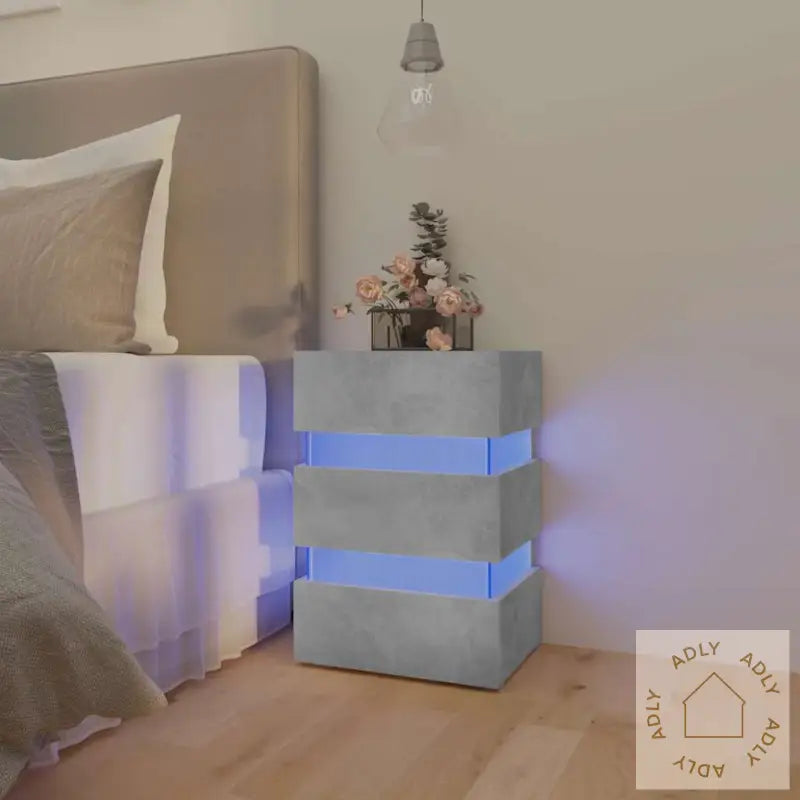 Led-Nattbord Betonggrå 45X35X67 Cm Konstruert Tre