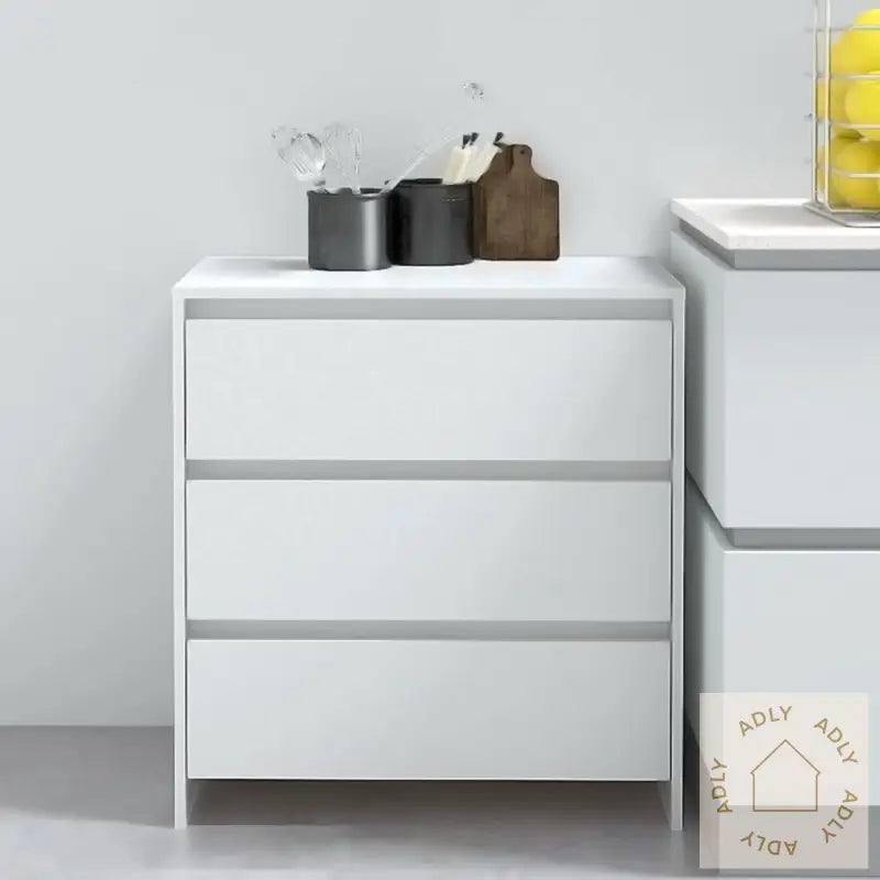 Skjenk Hvit 70X41X75 Cm Konstruert Tre
