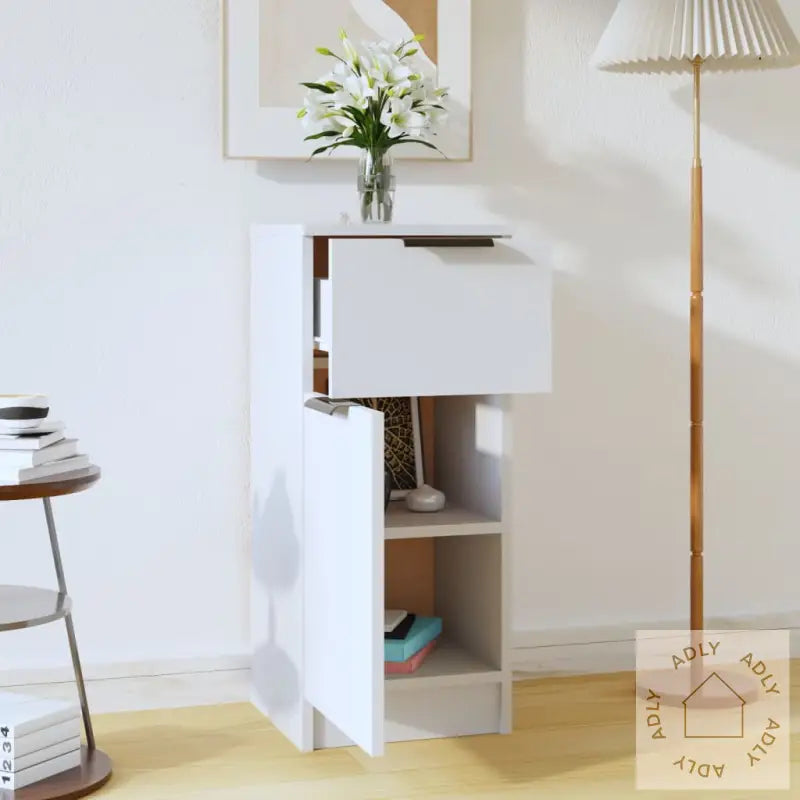 Skjenk Hvit 30X30X70 Cm Konstruert Tre