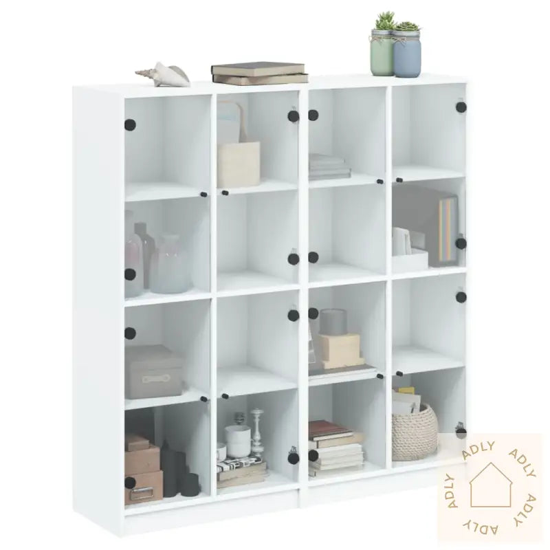 Bokhylle Med Dører Hvit 136X37X142 Cm Konstruert Tre