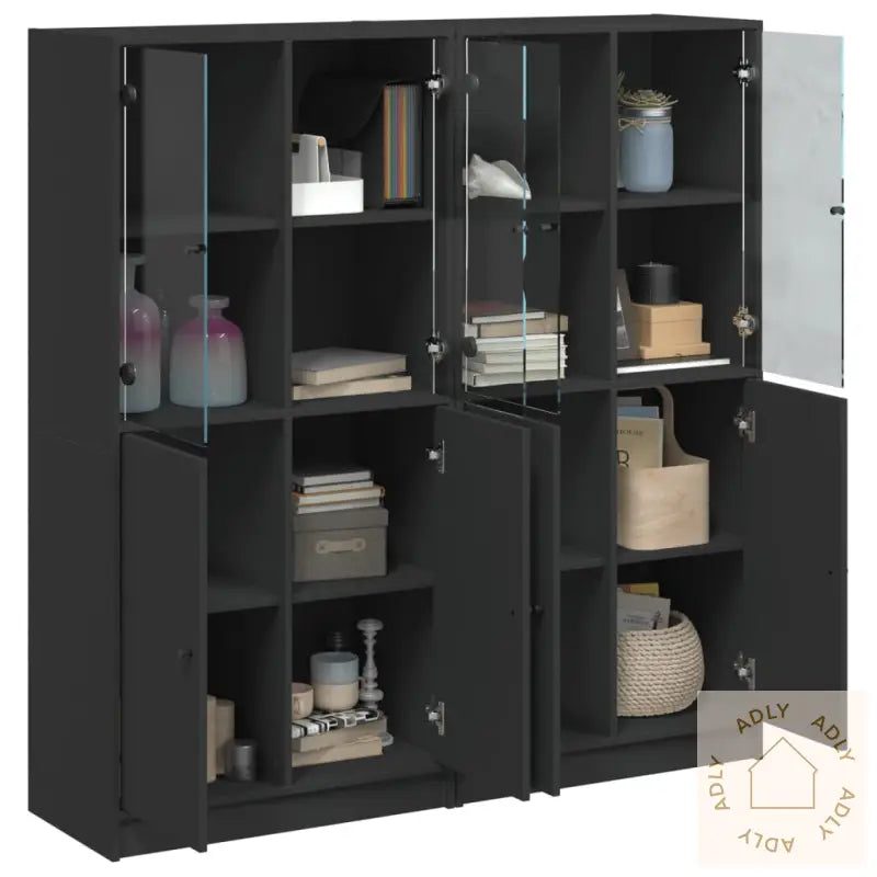 Bokhylle Med Dører Svart 136X37X142 Cm Konstruert Tre