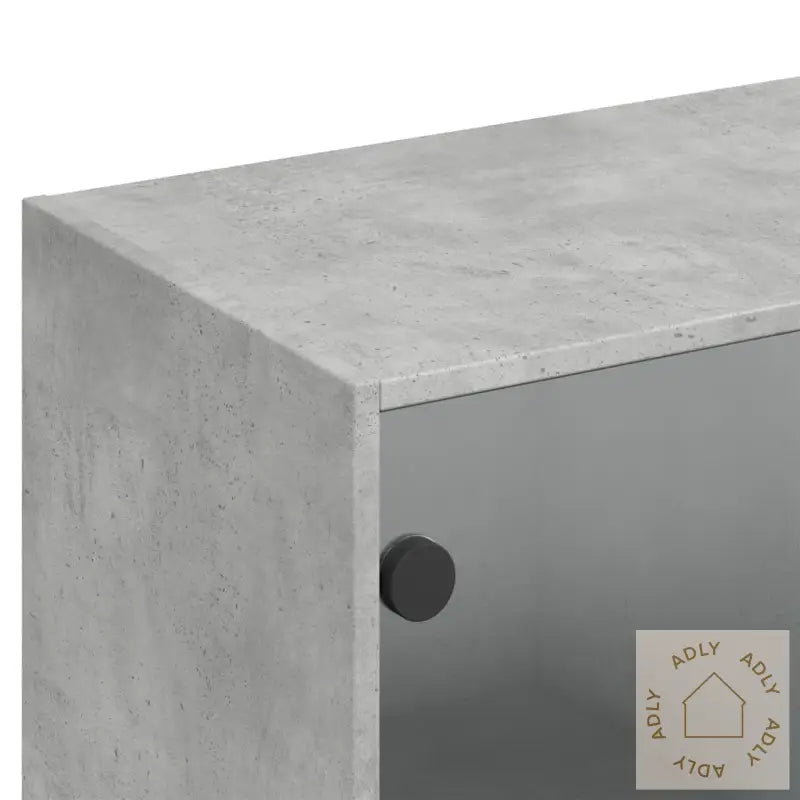 Bokhylle Med Dører Betonggrå 136X37X142 Cm Konstruert Tre