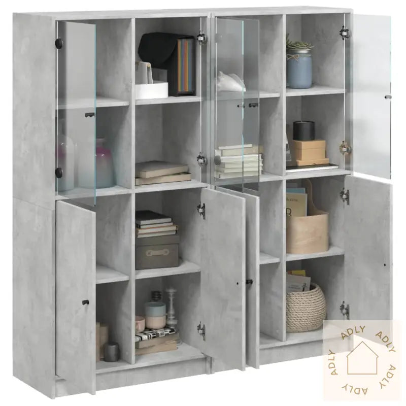 Bokhylle Med Dører Betonggrå 136X37X142 Cm Konstruert Tre