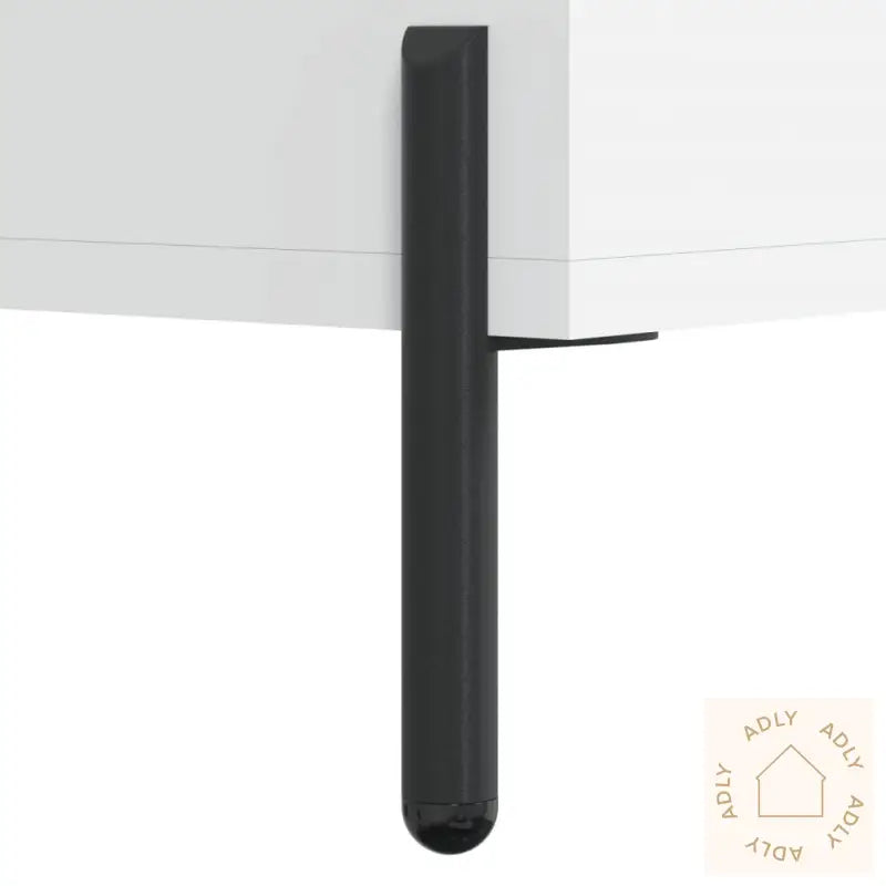 Moderne nattbord med romslig lagringsplass og svart ben, passer bra som hagemøbler