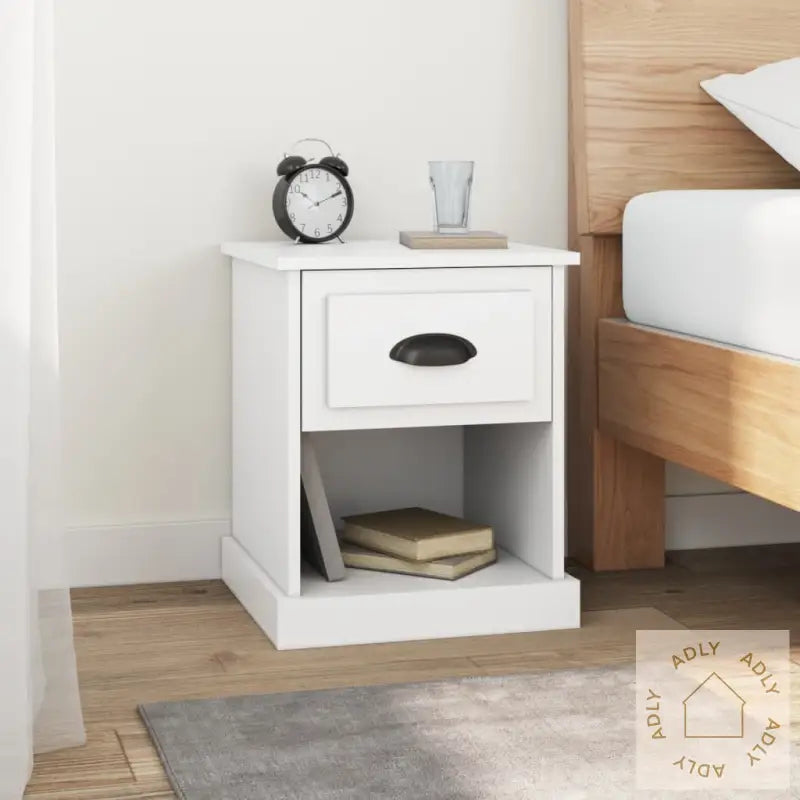 Nattbord 2 Stk Hvit 39X39X47,5 Cm Konstruert Tre