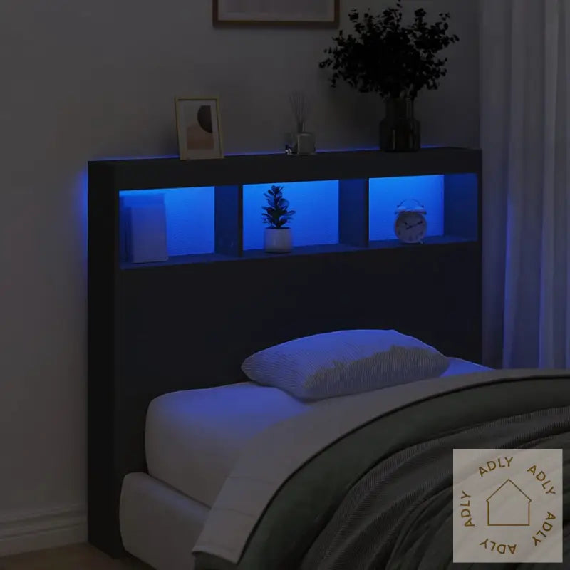 Hodegavl Skap Med Led Svart 120X17X102 Cm