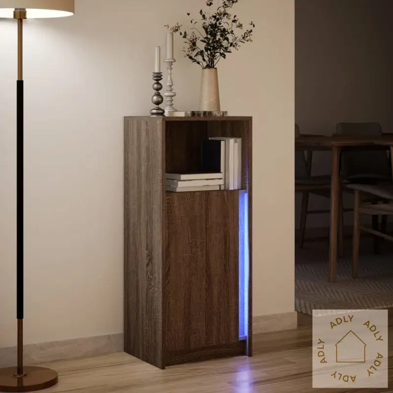 Skjenk Med Led Brun Eik 42,5X34X100 Cm Konstruert Tre