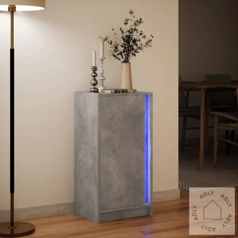 Skjenk Med Led Betonggrå 42,5X34X85 Cm Konstruert Tre
