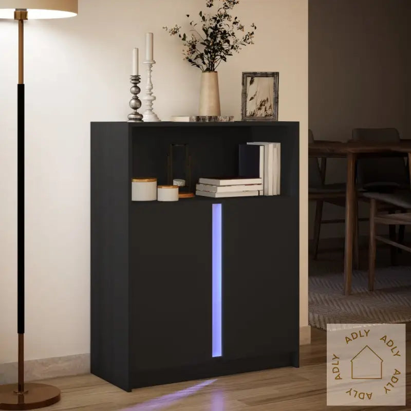 Skjenk Med Led Svart 77X34X100 Cm Konstruert Tre