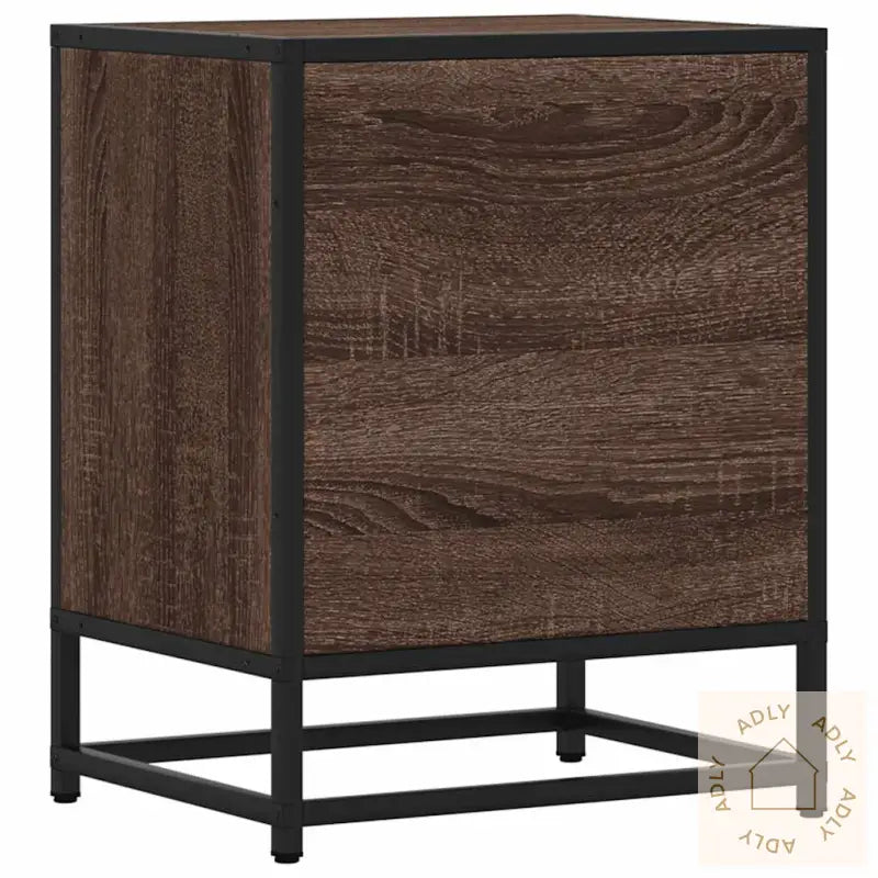 Nattbord 2 Stk Brun Eik 40X31X50 Cm Konstruert Tre Og Metall