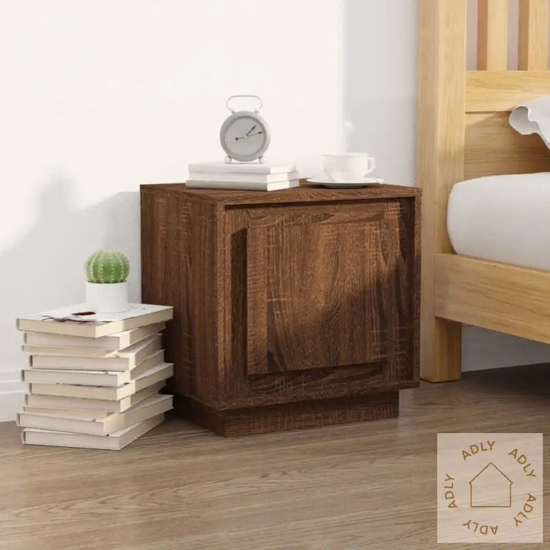 Nattbord 2 Stk Brun Eik 44X35X45 Cm Konstruert Tre