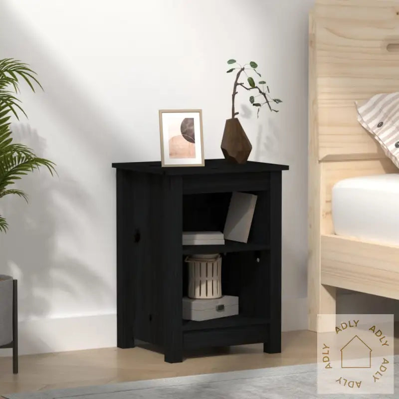 Nattbord Svart 40X35X55 Cm Heltre Furu