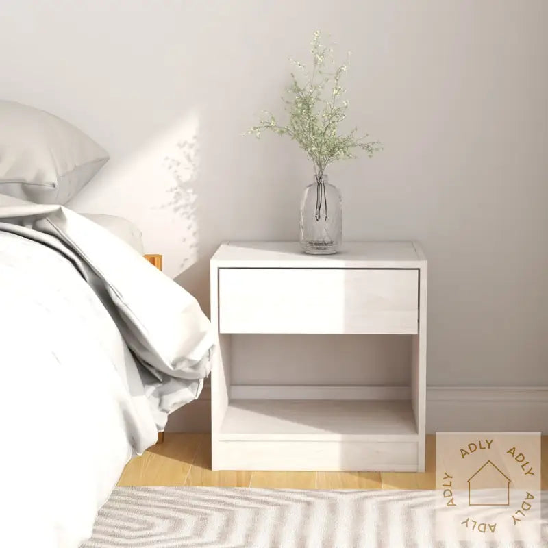 Nattbord 2 Stk Hvit 40X31X40 Cm Heltre Furu