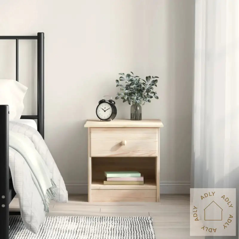 Nattbord Alta 41X35X41 Cm Heltre Furu