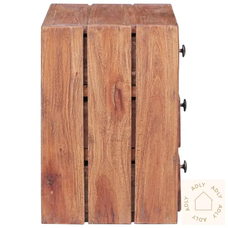 Nattbord Med 3 Skuffer 35X25X35 Cm Heltre Mahogni