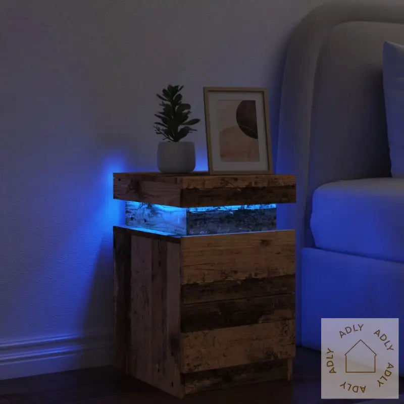 Nattbord Med Led Gammelt Tre 35X39X55 Cm Konstruert Tre
