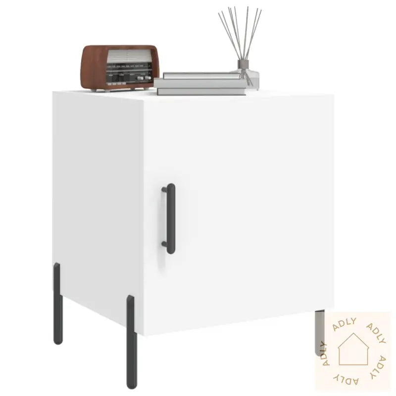 Nattbord 2 Stk Hvit 40X40X50 Cm Konstruert Tre