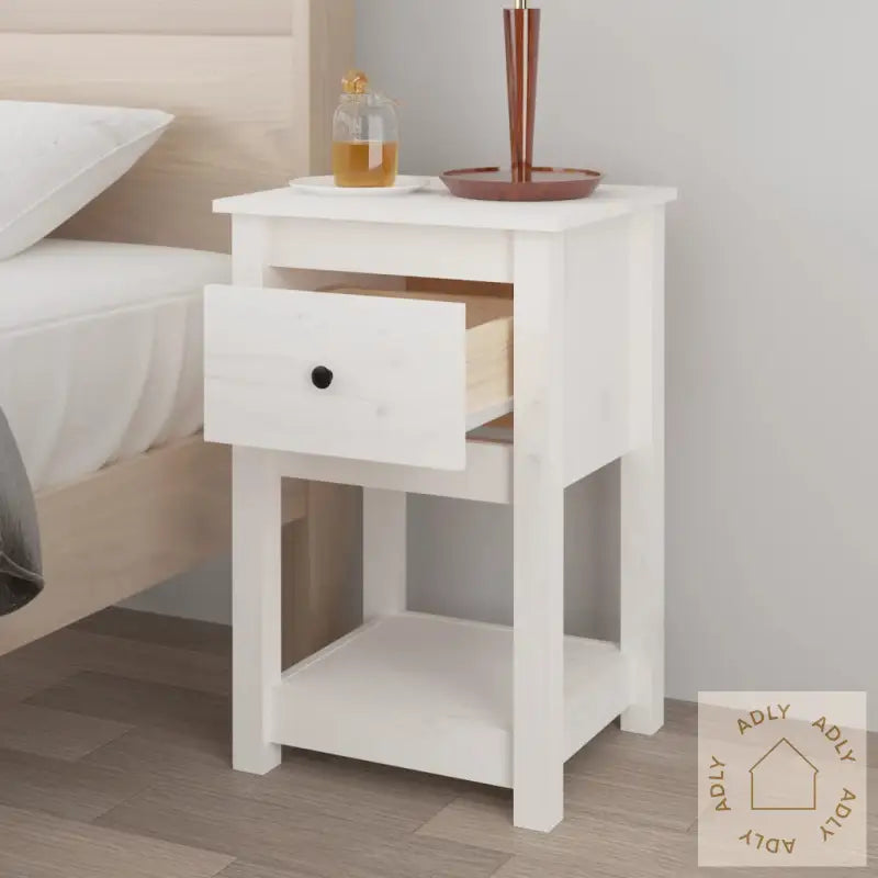 Nattbord 2 Stk Hvit 40X35X61,5 Cm Heltre Furu