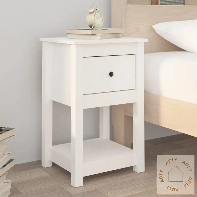 Nattbord Hvit 40X35X61,5 Cm Heltre Furu