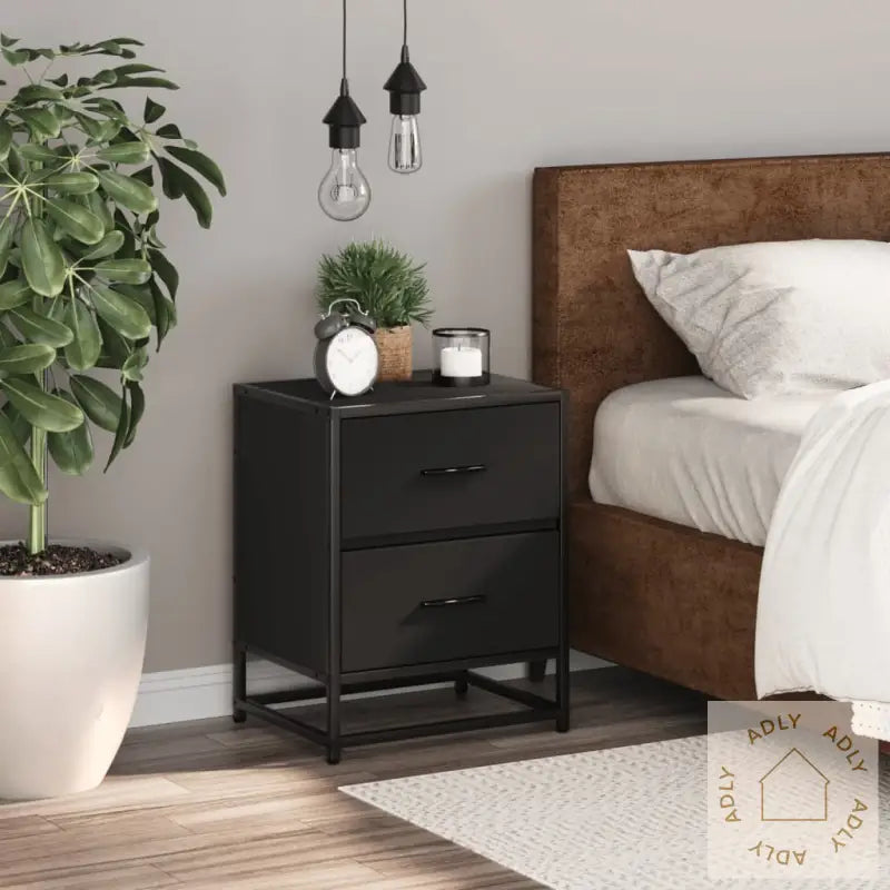 Nattbord Svart 40X31X50 Cm Heltre Furu