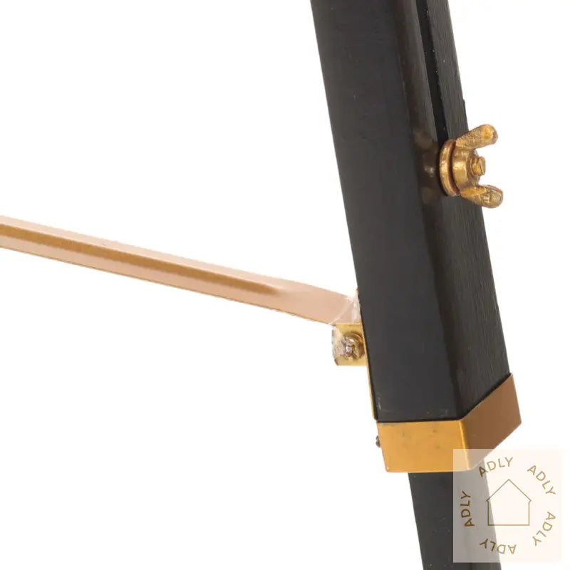 Gulvlampe Med Stativ Svart Og Gull Heltre Teak 141 Cm