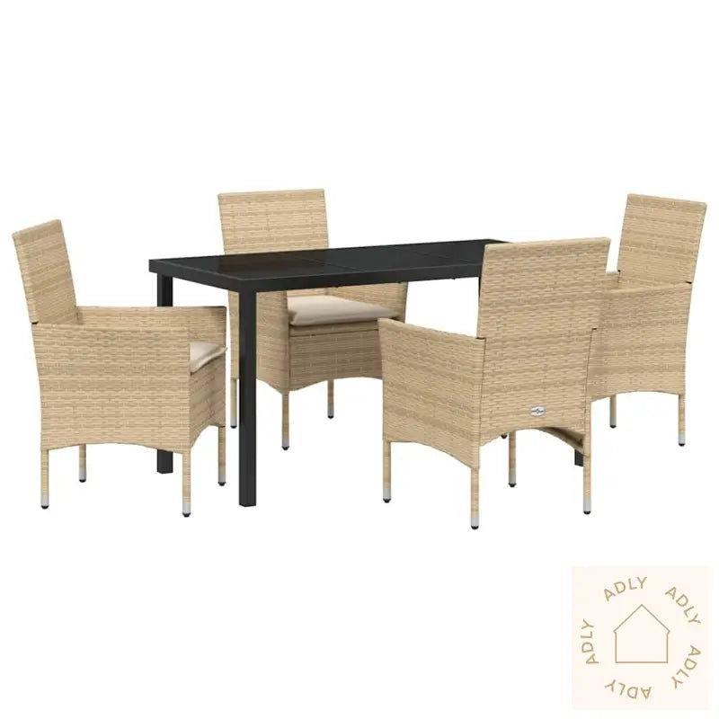 5-Delt Hagespisestue Med Puter I Beige Poly Rattan