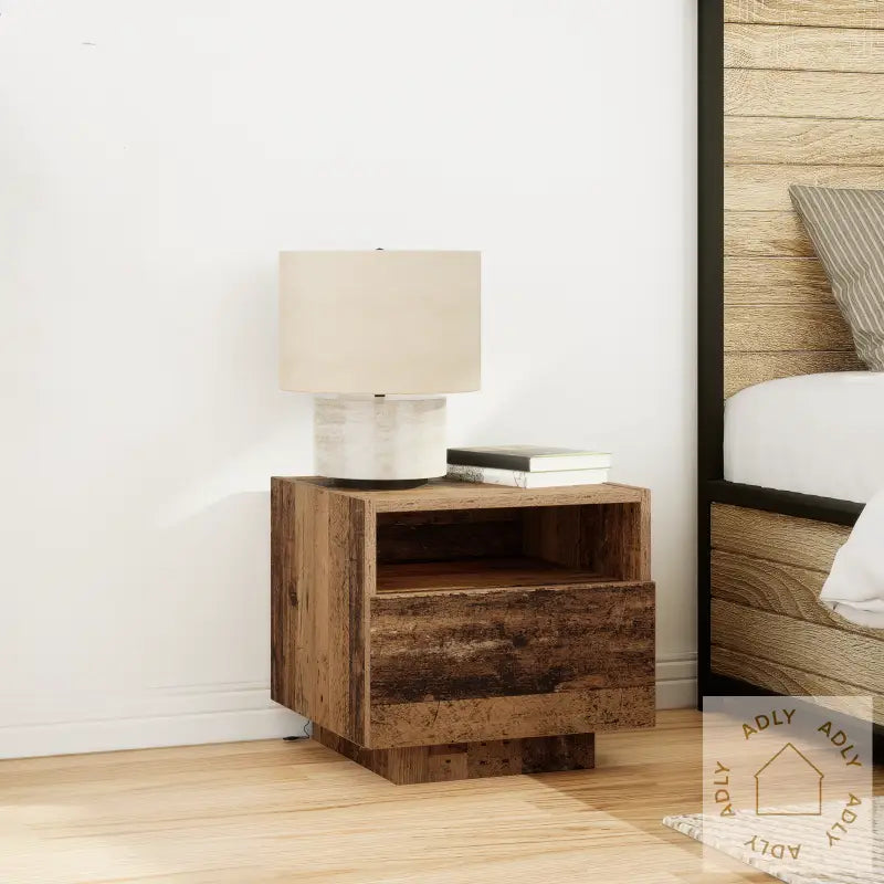 Nattbord Med Led-Lamper I Gammelt Tre 40X39X37 Cm
