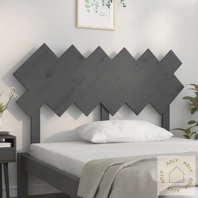 Sengegavl Grå 132X3X81 Cm Heltre Furu